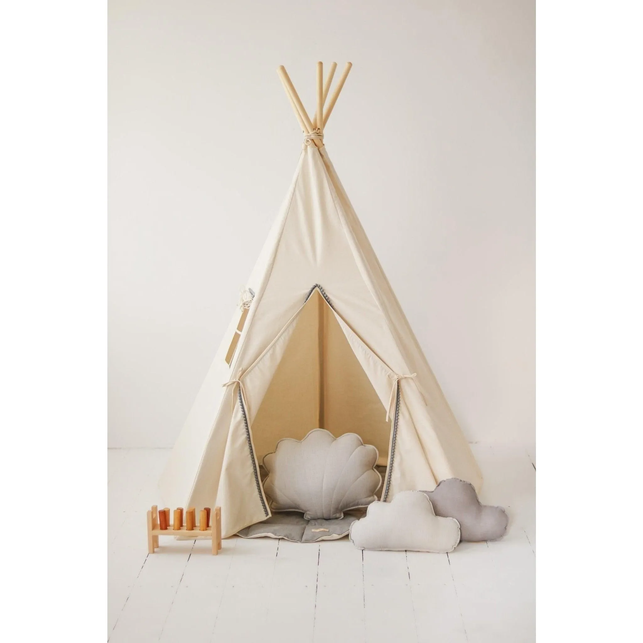 Grey Pompoms Teepee Tent with Pompoms